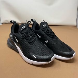 Nike Air Max 270 (Black/White)